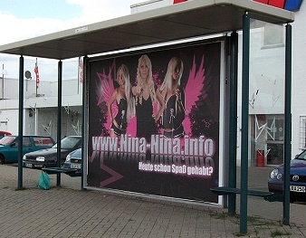 Plakatwerbung Nina-Nina